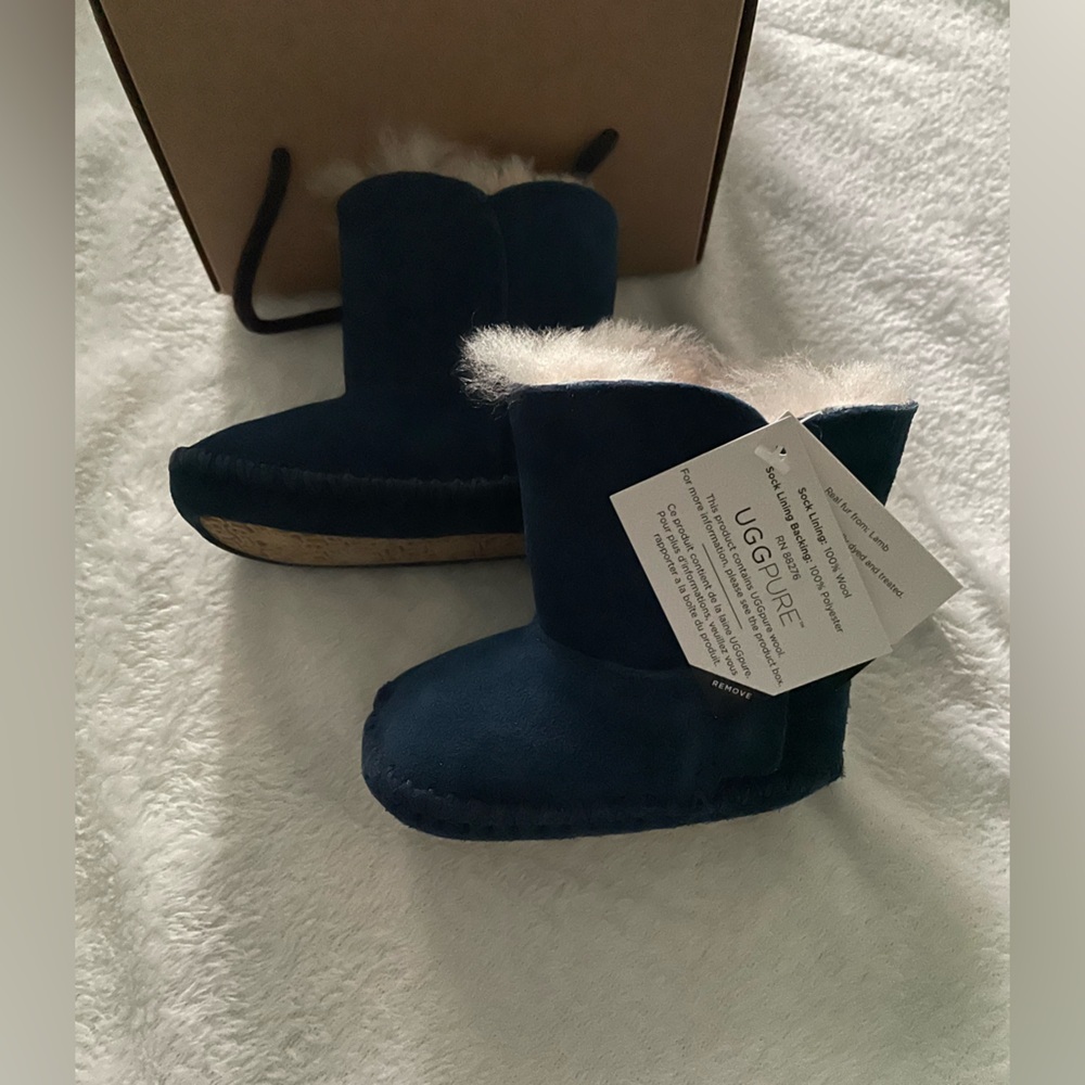 UGG Midnight Sheepskin Booties New with box!! - Picture 7 of 13